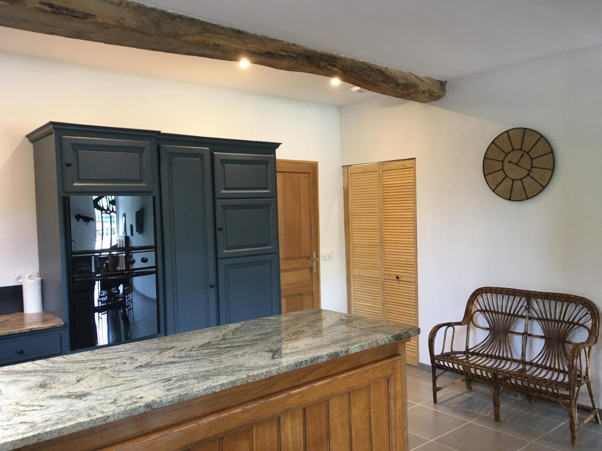 Gîte Petitou Jasses Extérieur photo